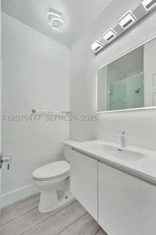 2446 Fillmore St, Hollywood, FL 33020