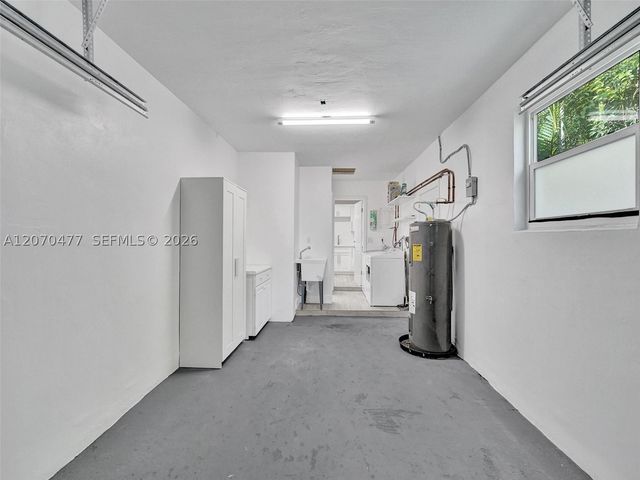 2446 Fillmore St, Hollywood, FL 33020