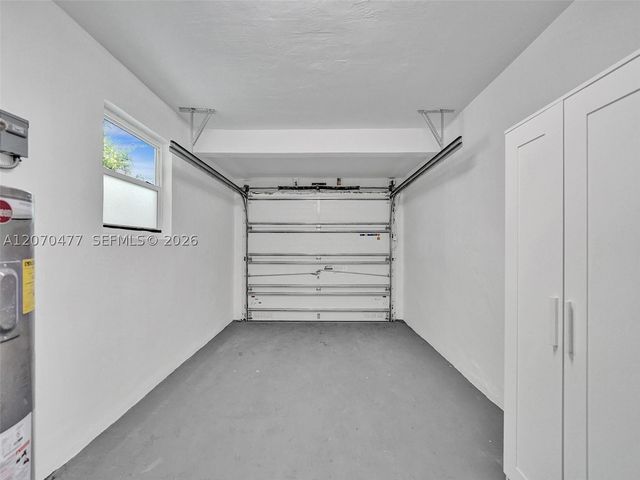 2446 Fillmore St, Hollywood, FL 33020