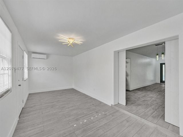 2446 Fillmore St, Hollywood, FL 33020