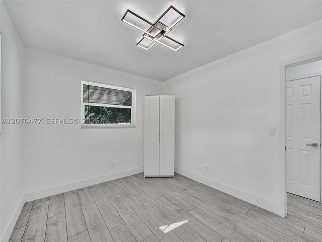 2446 Fillmore St, Hollywood, FL 33020