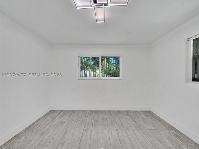 2446 Fillmore St, Hollywood, FL 33020