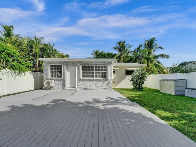 2446 Fillmore St, Hollywood, FL 33020
