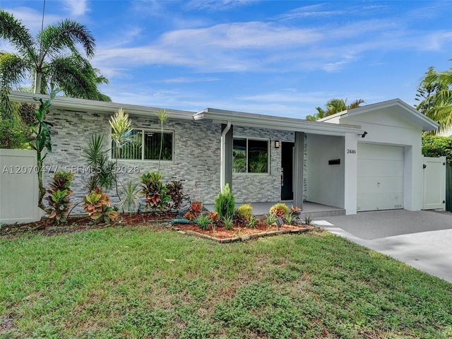 2446 Fillmore St, Hollywood, FL 33020