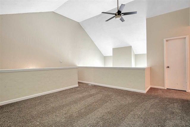 3036 NE Stratford Cir, Lawton, OK 73507