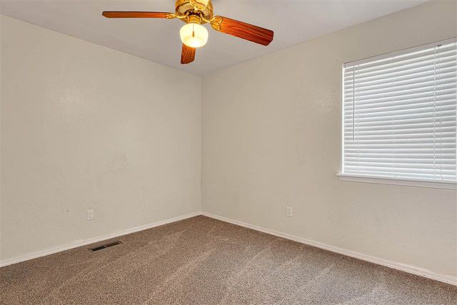 3036 NE Stratford Cir, Lawton, OK 73507