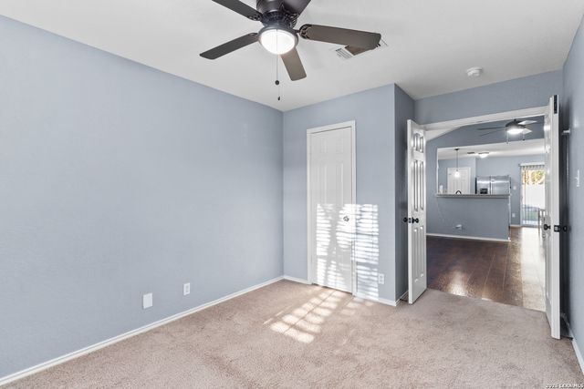 6019 Old Chimney, San Antonio, TX 78250