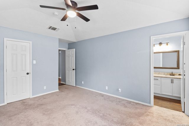 6019 Old Chimney, San Antonio, TX 78250