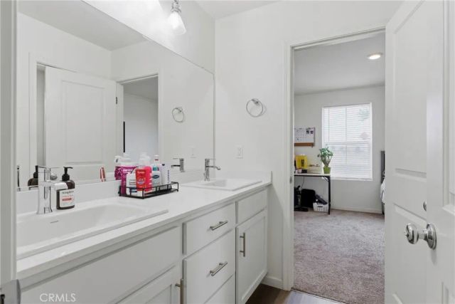 8716 Akero, Bakersfield, CA 93307