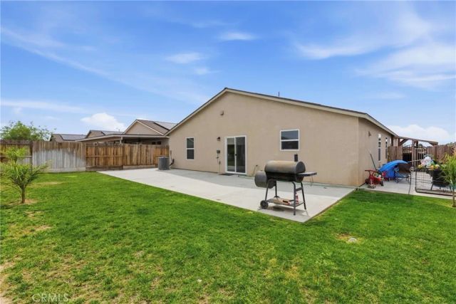 8716 Akero, Bakersfield, CA 93307