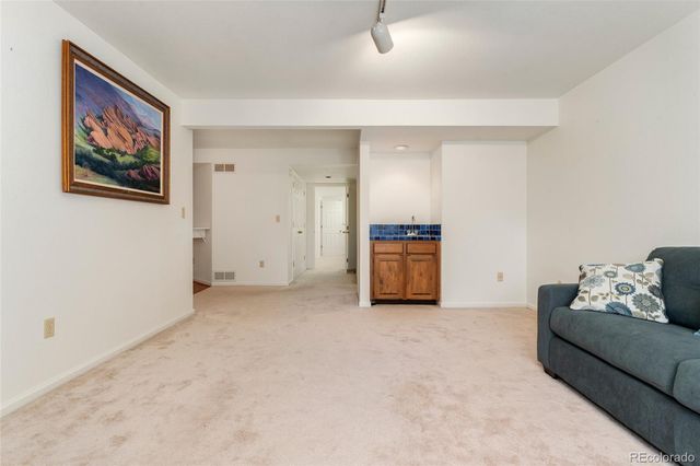 5935 W Mansfield Avenue 255, Denver, CO 80235