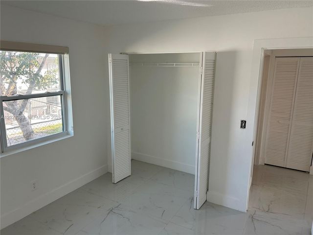 251-253 SW 11th St, Dania Beach, FL 33004