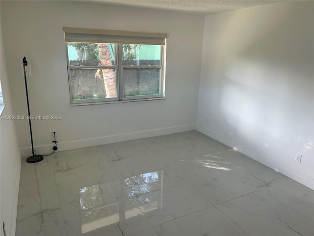 251-253 SW 11th St, Dania Beach, FL 33004