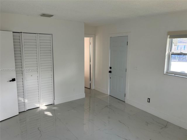 251-253 SW 11th St, Dania Beach, FL 33004