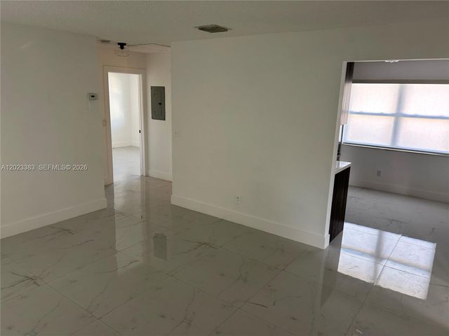251-253 SW 11th St, Dania Beach, FL 33004