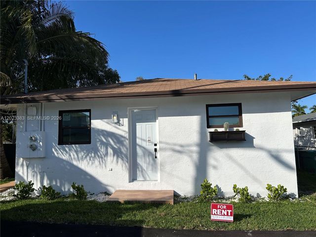 251-253 SW 11th St, Dania Beach, FL 33004