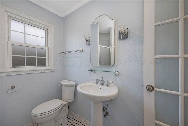 2404 JUNIPER Drive, Amarillo, TX 79109