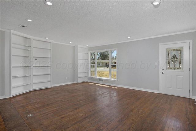 2404 JUNIPER Drive, Amarillo, TX 79109