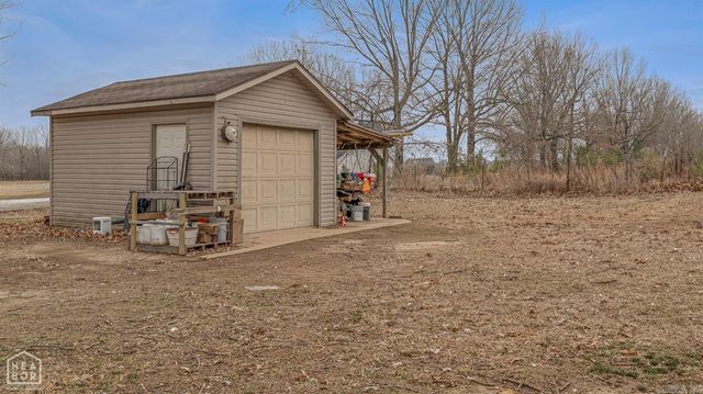 100 E Unity Road, Paragould, AR 72450