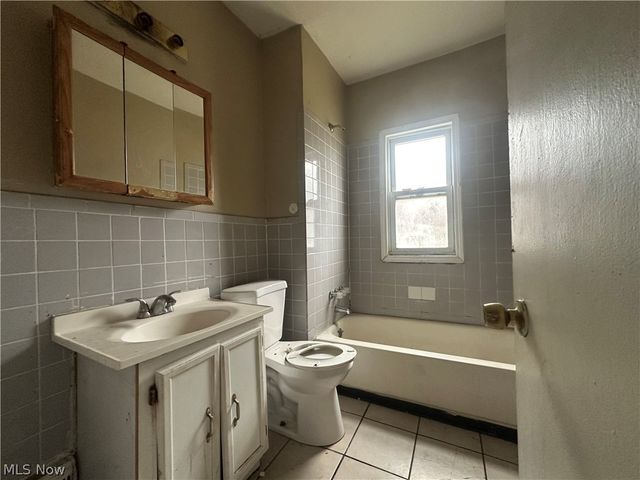 13510 Coit Road, Cleveland, OH 44110