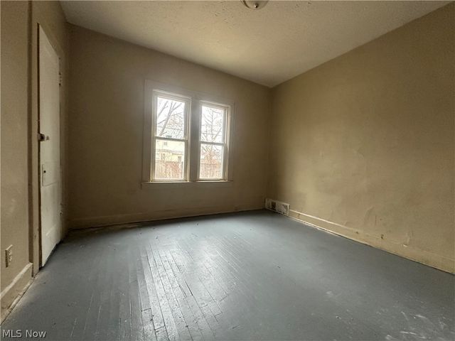 13510 Coit Road, Cleveland, OH 44110