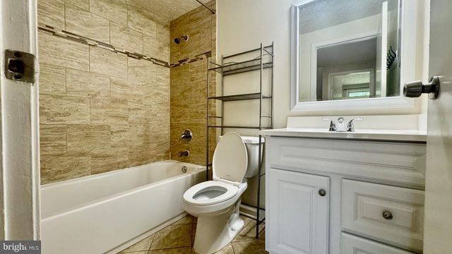 5726 OAK FERN CT, Burke, VA 22015