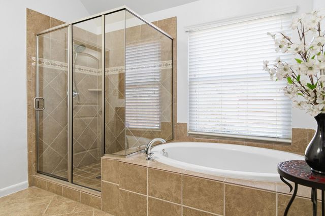 13235 Barkley Bend Lane, Houston, TX 77044