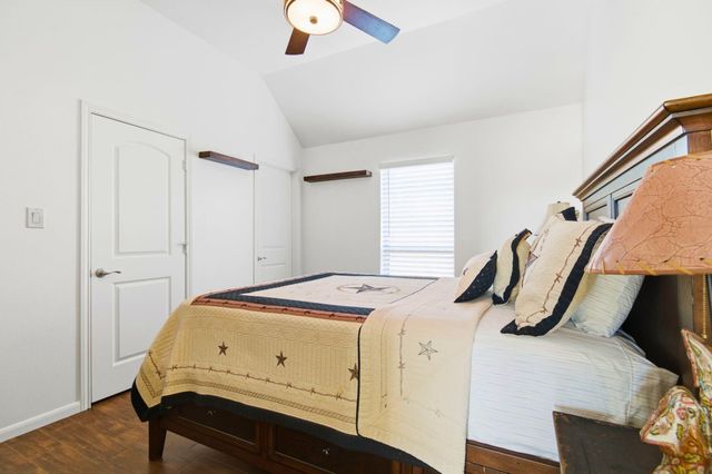 13235 Barkley Bend Lane, Houston, TX 77044