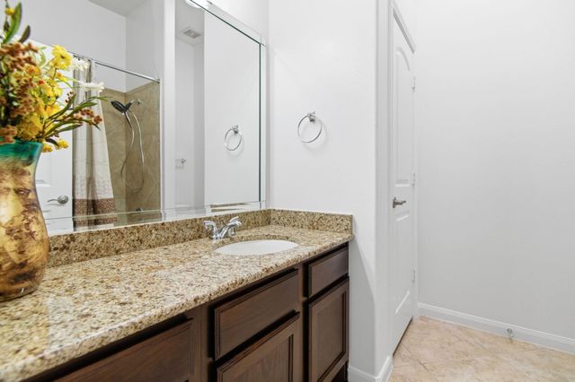 13235 Barkley Bend Lane, Houston, TX 77044