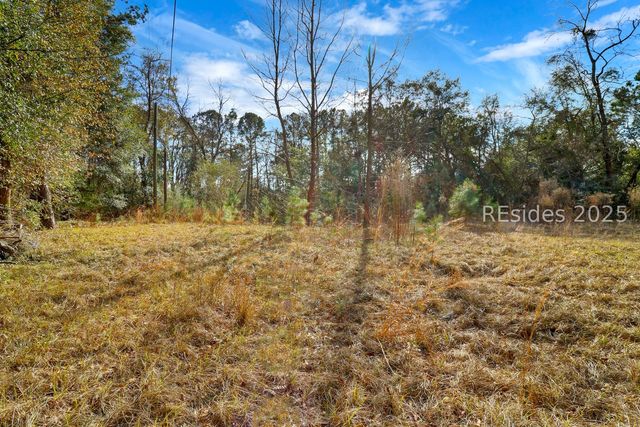 547 Broad River Blvd, Beaufort, SC 29906