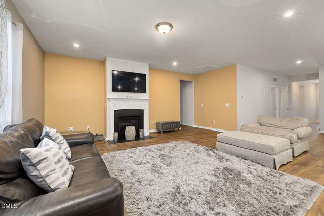 198 Whistle Post Drive, Selma, NC 27576