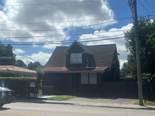 842 SW 12th Ave, Miami, FL 33130