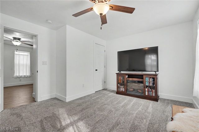 1101 Princehorn Avenue NW, North Lawrence, OH 44669
