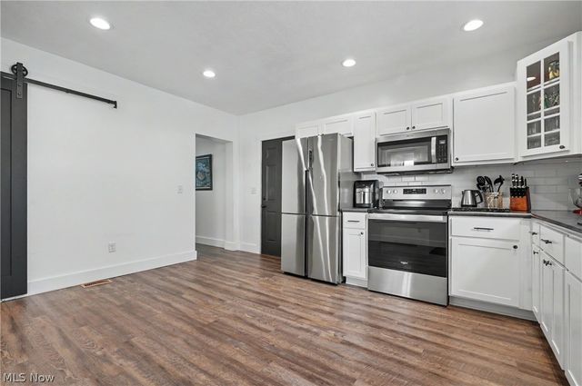 1101 Princehorn Avenue NW, North Lawrence, OH 44669