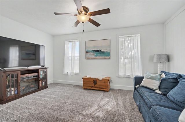 1101 Princehorn Avenue NW, North Lawrence, OH 44669