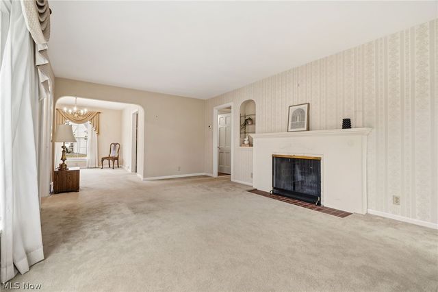 9482 Highland Drive, Brecksville, OH 44141