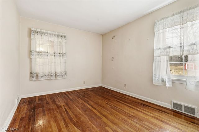 9482 Highland Drive, Brecksville, OH 44141