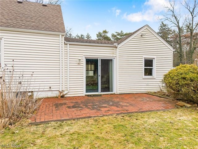 9482 Highland Drive, Brecksville, OH 44141