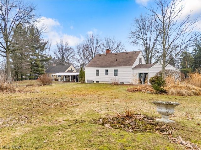 9482 Highland Drive, Brecksville, OH 44141