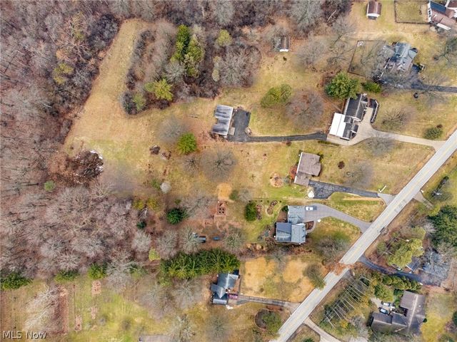 9482 Highland Drive, Brecksville, OH 44141