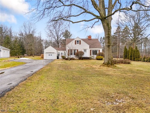 9482 Highland Drive, Brecksville, OH 44141