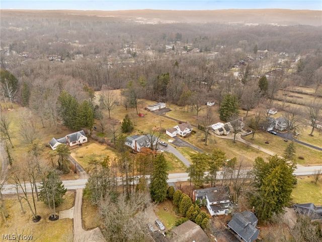 9482 Highland Drive, Brecksville, OH 44141