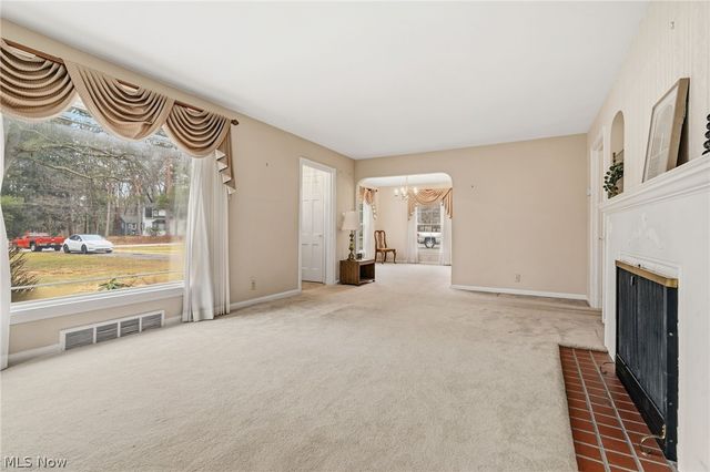 9482 Highland Drive, Brecksville, OH 44141