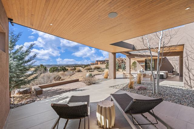 3 Sendero Centro, Santa Fe, NM 87506