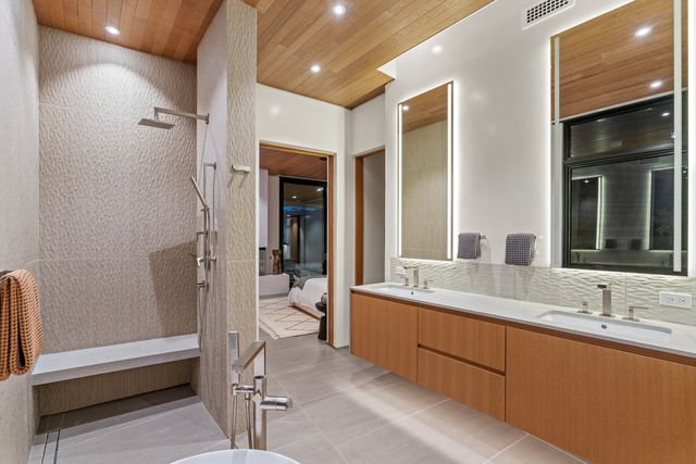 3 Sendero Centro, Santa Fe, NM 87506