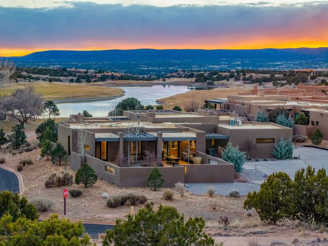 3 Sendero Centro, Santa Fe, NM 87506