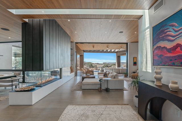 3 Sendero Centro, Santa Fe, NM 87506