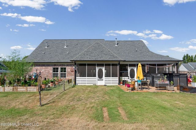 3256 Grayson Creek Drive, Southaven, MS 38672