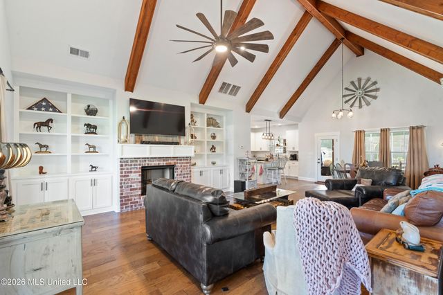 3256 Grayson Creek Drive, Southaven, MS 38672