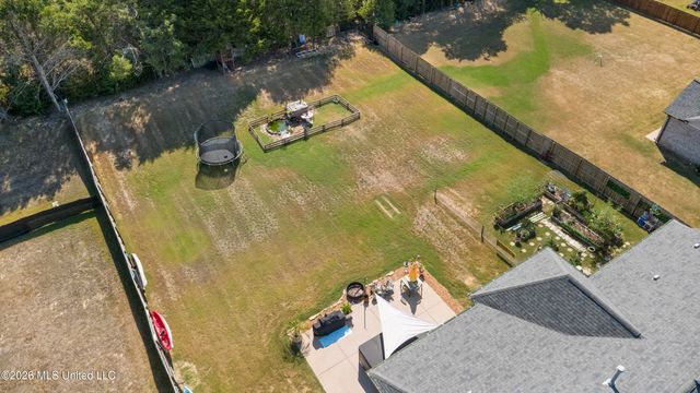 3256 Grayson Creek Drive, Southaven, MS 38672